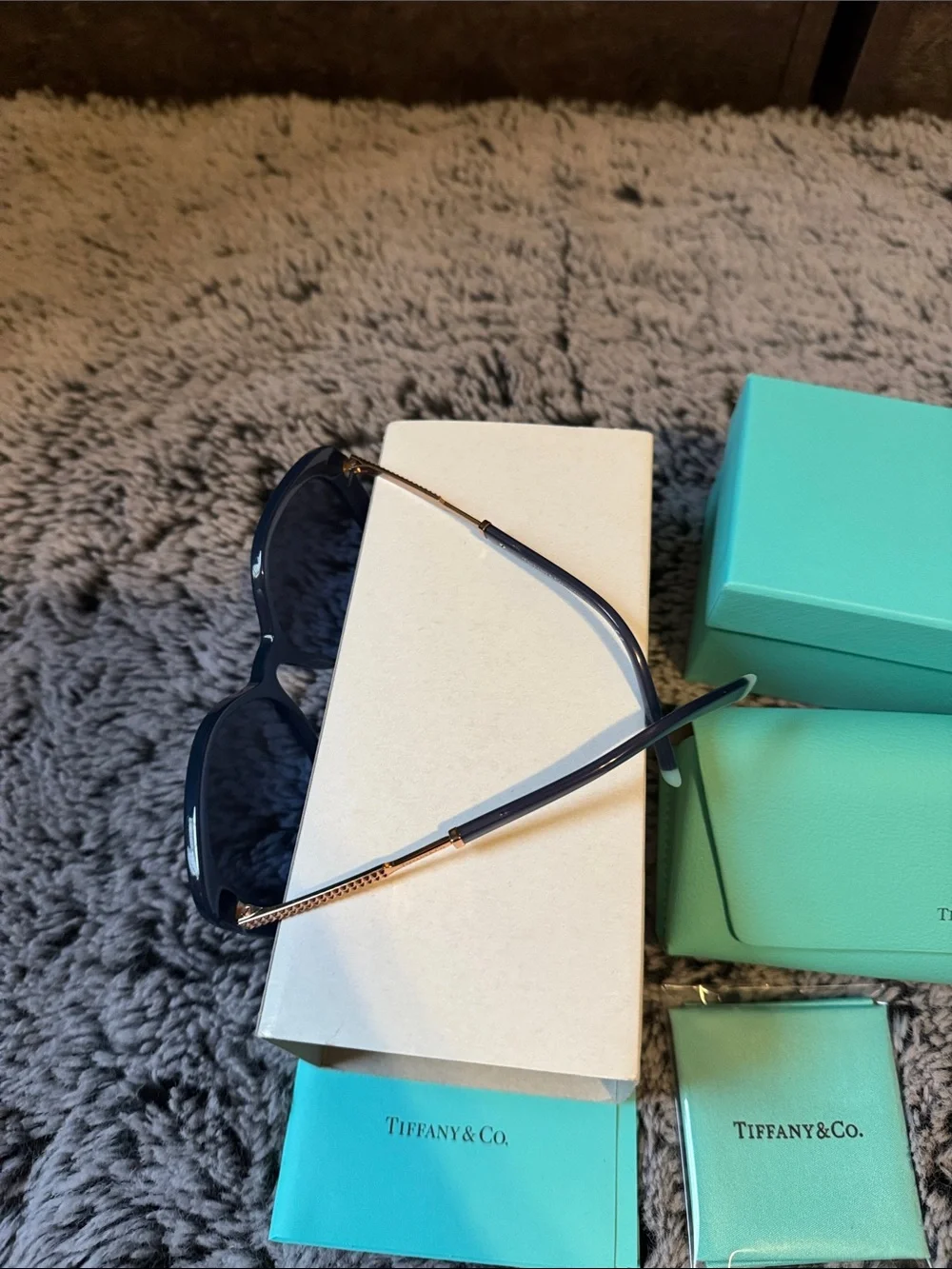 NWT Authentic Tiffany & Co. Women's Blue Gradient Oversized Sunglasses